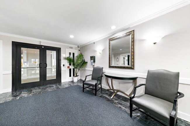 Photo - 361 N Post Oak Ln Unit 231