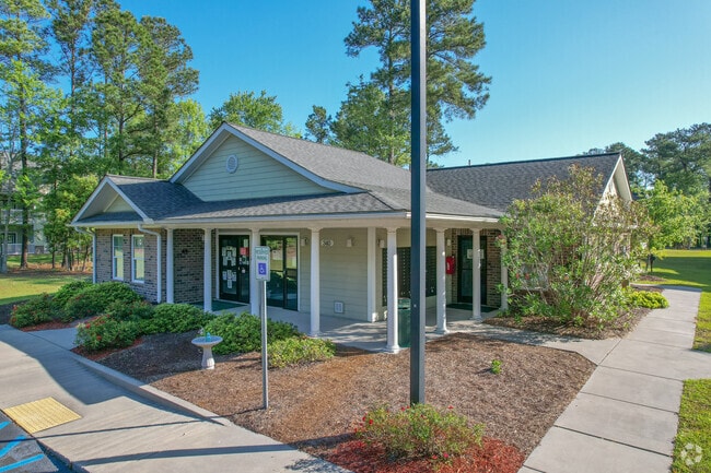 Summerville Garden Apartments