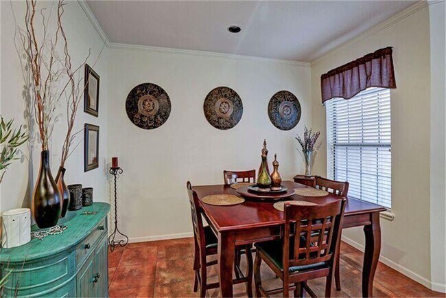 Photo - 2732 W Holcombe Blvd