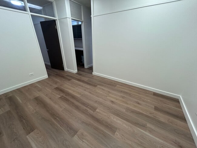 Photo - Prime Office Space for Rent in the Kaimuki... Unit 102
