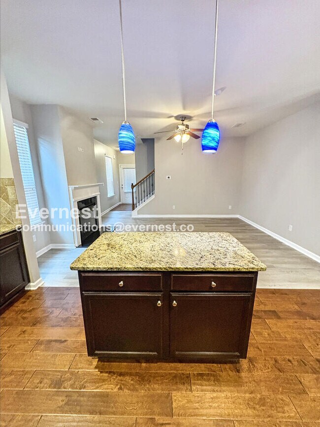 Photo - 313 Lossie Ln