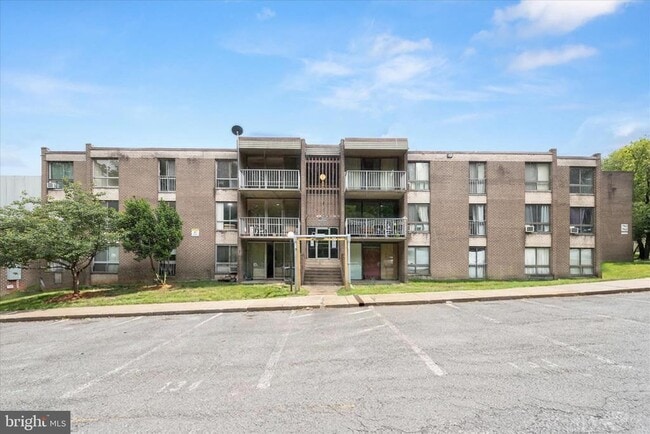 Building Photo - 7967 Riggs Rd Unit 7967-10