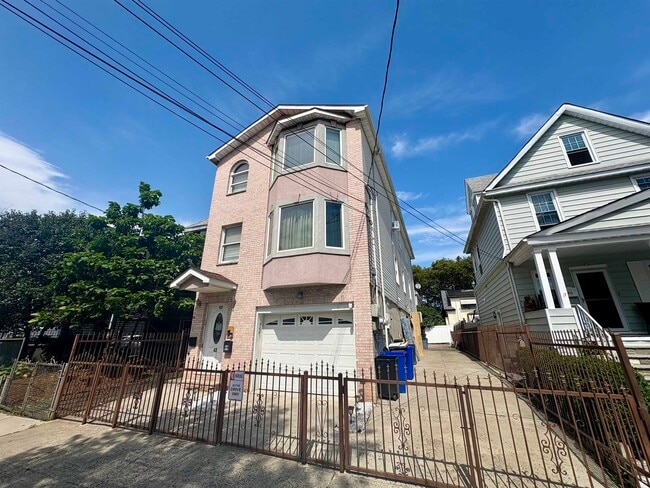 42 Seaview Ave Unit 1