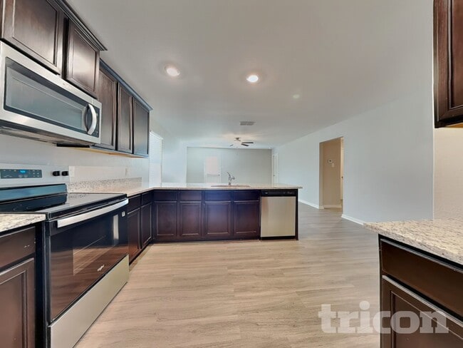 Photo - 2918 Gastonian Mills