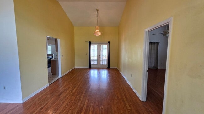 Photo - 10051 Dorset Dr