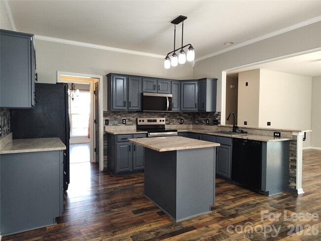 Photo - 4018 Manor House Dr