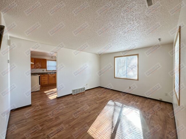 Photo - 802 Greenway Dr Unidad A