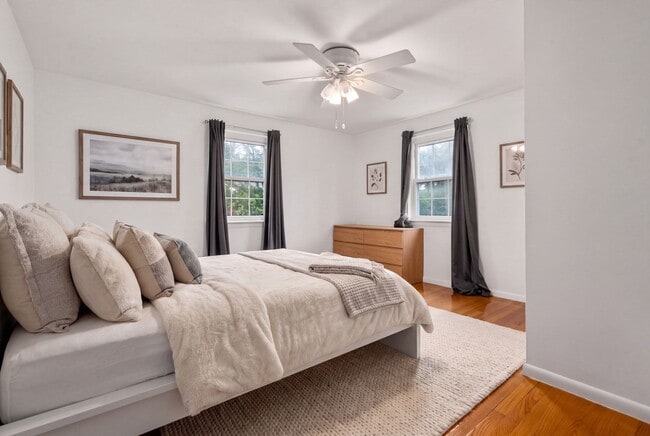 12 Colonial Village Dr Unit 5