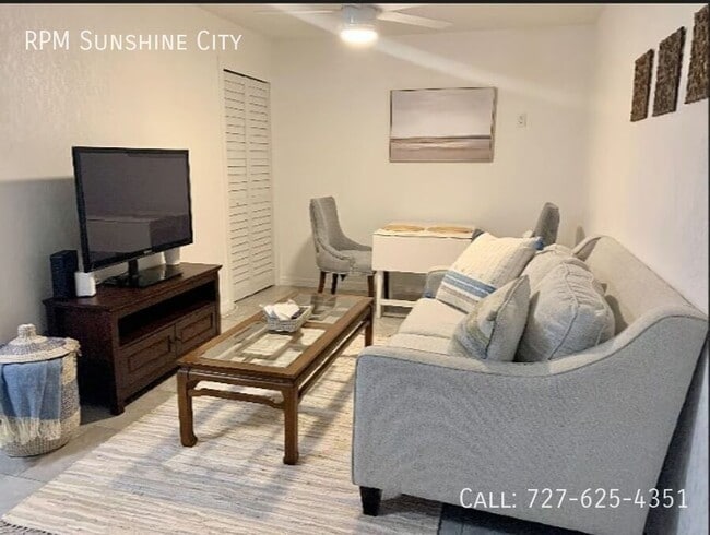 Building Photo - 2874 38th Ave N Unit B