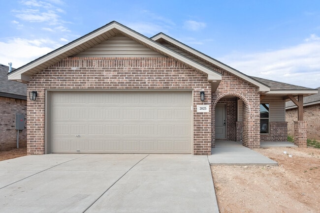 Photo - 2025 Cottonwood Ave