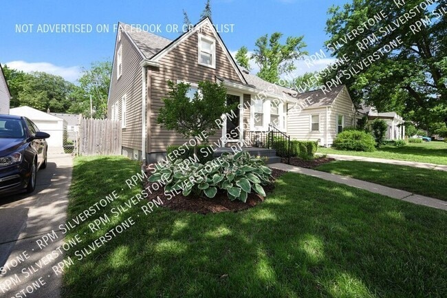Photo - 1403 N Altadena Ave