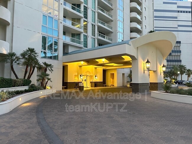 Photo - 2877 Paradise Rd Unit 1706