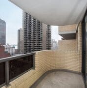 Building Photo - 311 E 38th St Unit 11D