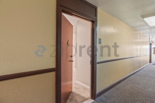 Photo - 1085 Murrieta Blvd