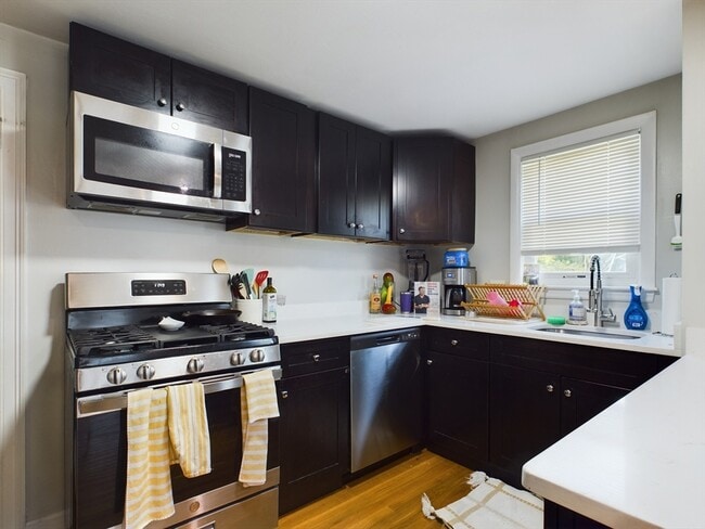 Building Photo - 3 Sagamore Ave Unit 1R