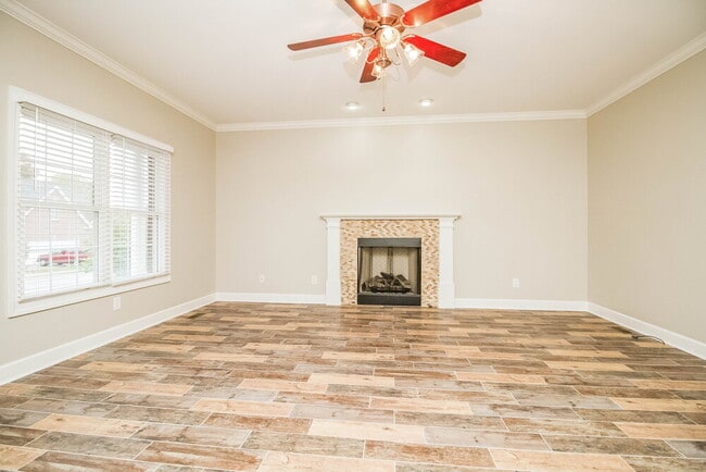 Photo - 411 Carmel Dr