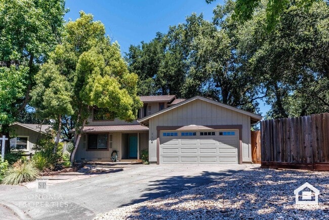 Building Photo - Beautiful 4bd/ 2.5 ba House