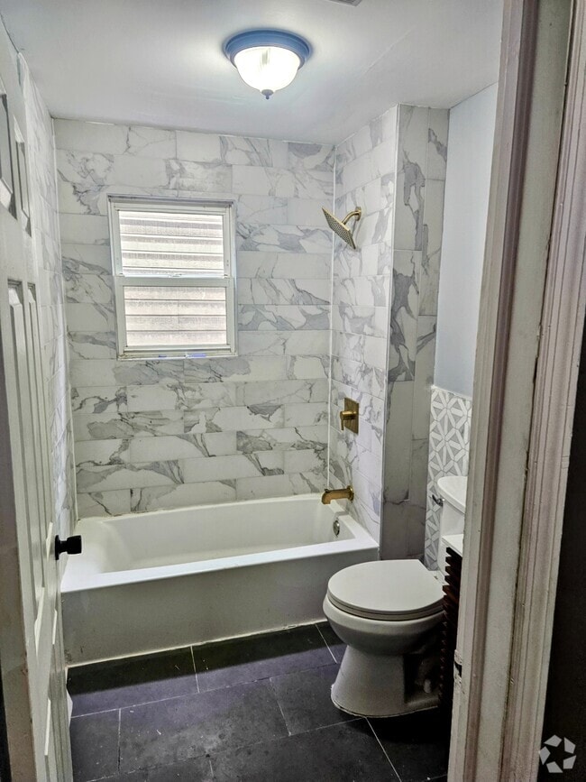 Building Photo - 280 S 6th St Unit 2 Rental