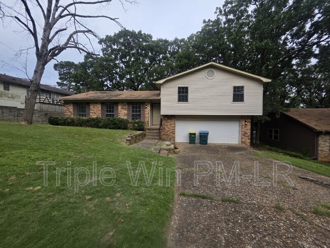 Building Photo - 12320 Shawnee Forest Dr