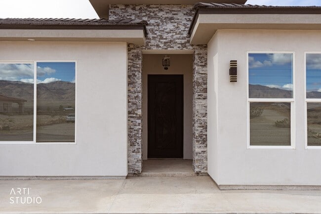 Photo - Beautiful, Brand-New 4 Bedroom Home in Scenic AZ