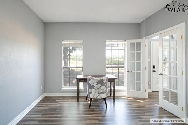 Photo - 2812 S Shepherds Glen