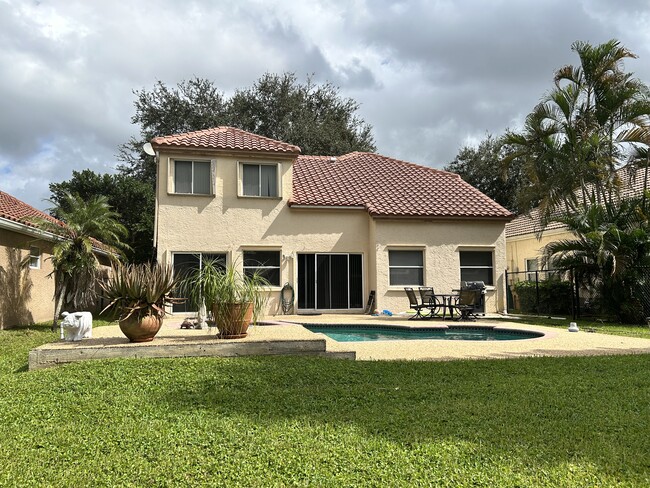 Photo - 9481 Oak Grove Cir