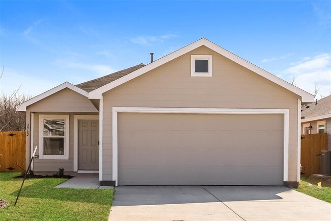 Building Photo - 807 Savona Pl