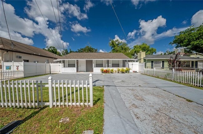 Building Photo - 6914 N Orleans Ave Rental