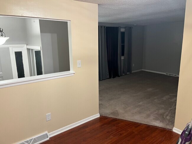 Photo - 139 N Seine Dr Unidad #1