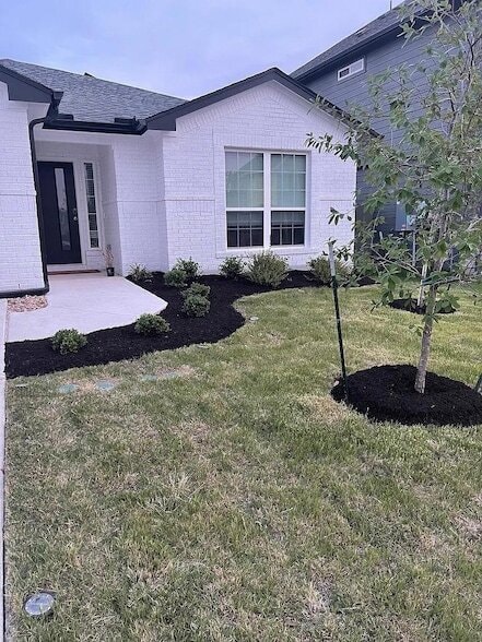 Photo - 17205 Adoro Dr