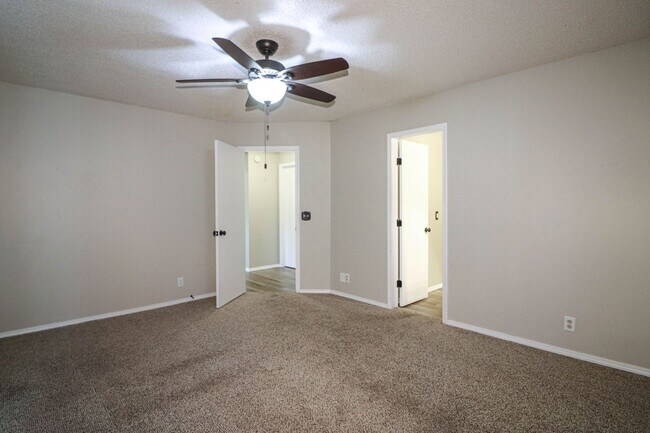 Photo - 4 bedroom, 2 1/2 bath, 2 car garage located in the quiet Summit View subdivision.