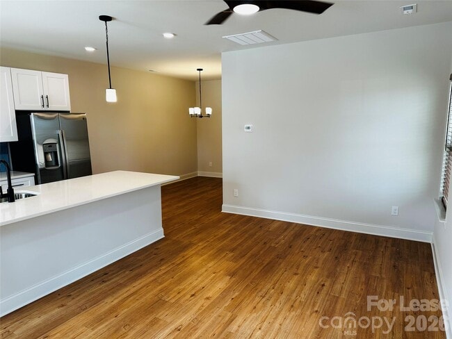 Photo - 525 N Linwood Ave