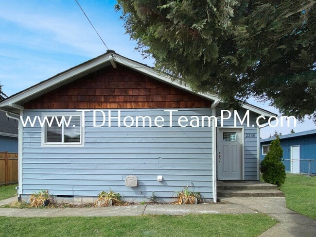 Photo - Charming 3-Bed Home with Granite Counterto...