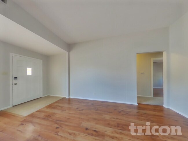 Photo - 107 Johnson Ave