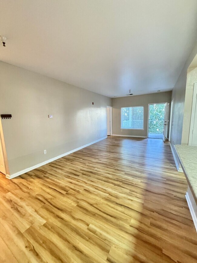 Photo - 4 Bedroom, 4 Bath Condo Unit 421