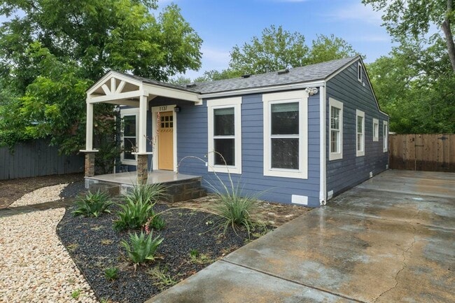 Photo - 1137 Nickols Ave