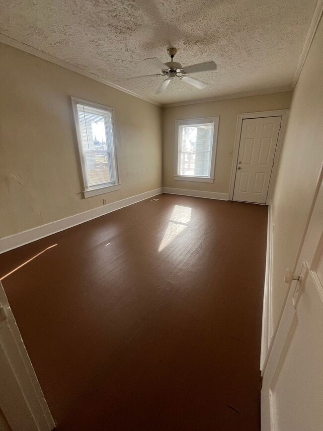 Photo - 943 Central-2 Unit 943 Central-2-1