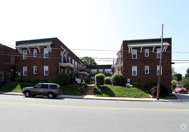 Courtyard Apartments - Courtyard Apartments