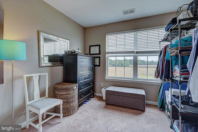 Photo - 476 N Palace Dr