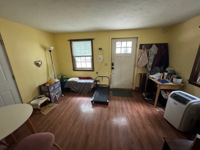 Photo - 7 Allens Ave Unit B