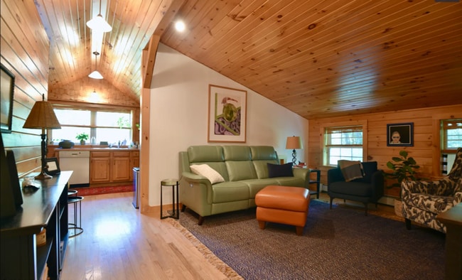 Photo - 101 King Rd Condo Unit B