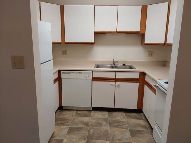 Photo - 3 BR Stacey Crossing Unit 603