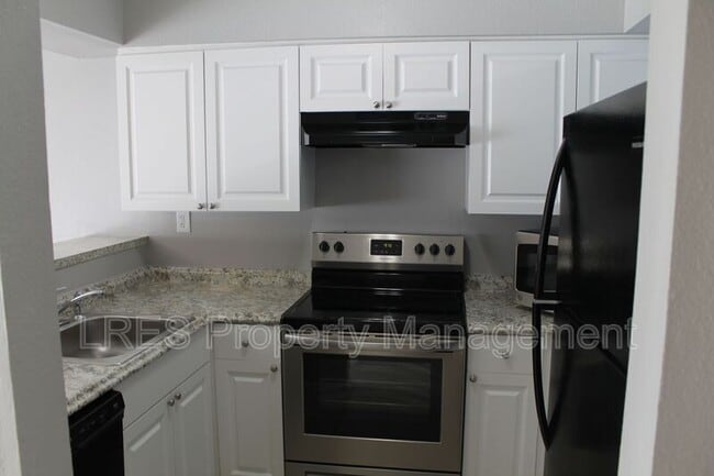 Photo - 139 Scottsdale Square