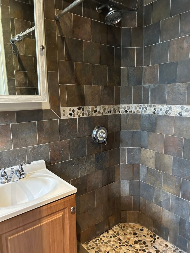 183 Merrill Ave Unit Side Apartment Staten Island, NY