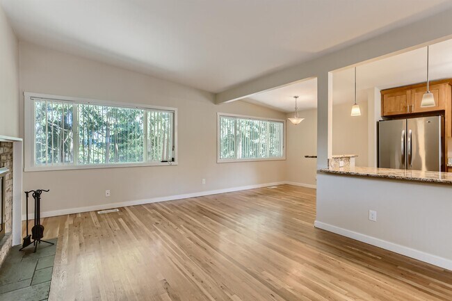 33 158th Pl SE