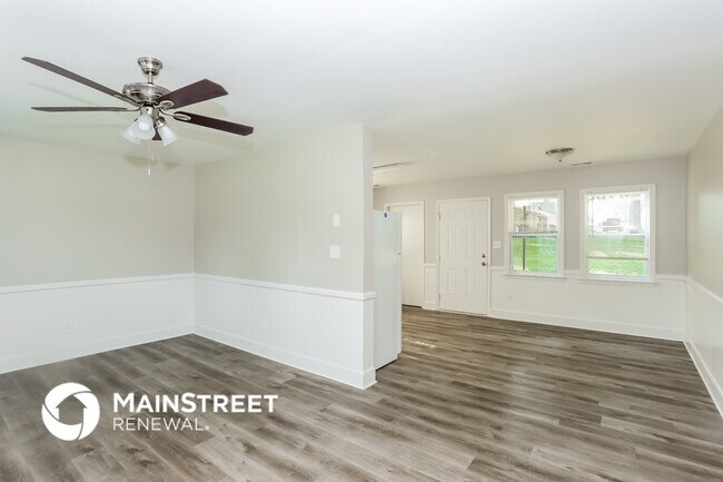 Photo - 9008 Gladden Ct