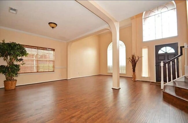 Photo - 17911 Western Pass Ln