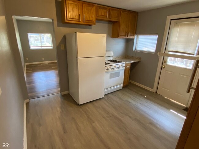 Photo - 2842 N Chester Ave