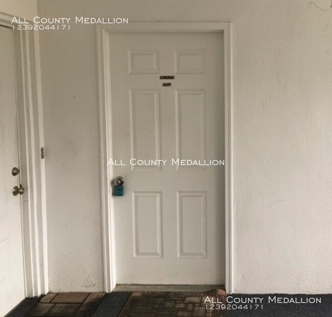 Photo - One Room Efficiency Suite in Naples, Florida Unit A