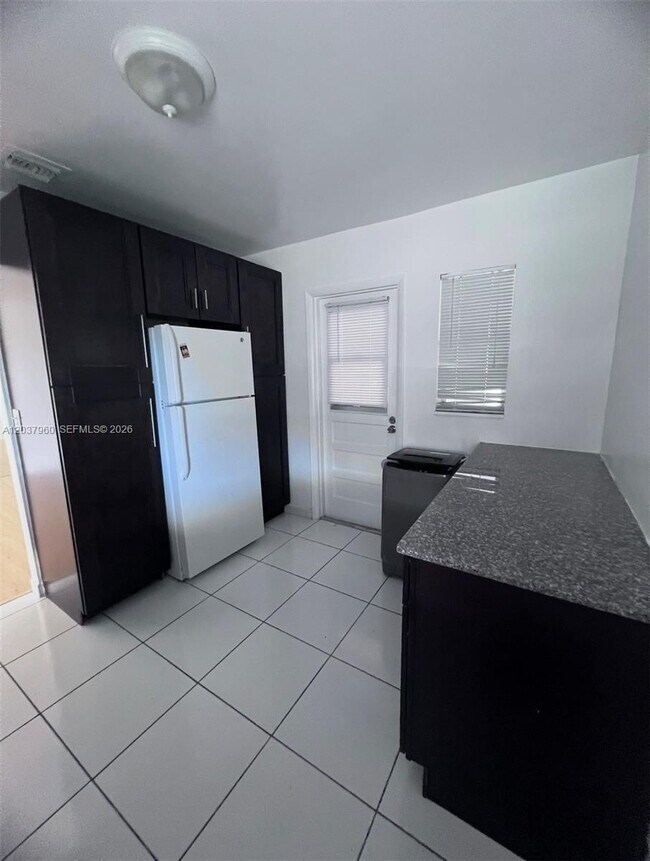 Photo - 2430 SW 81st Ave Unit 408